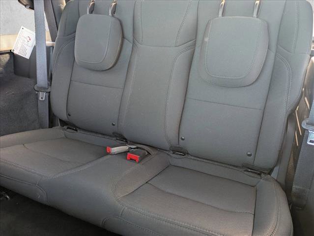 Used 2022 Jeep Wrangler Sport image 15