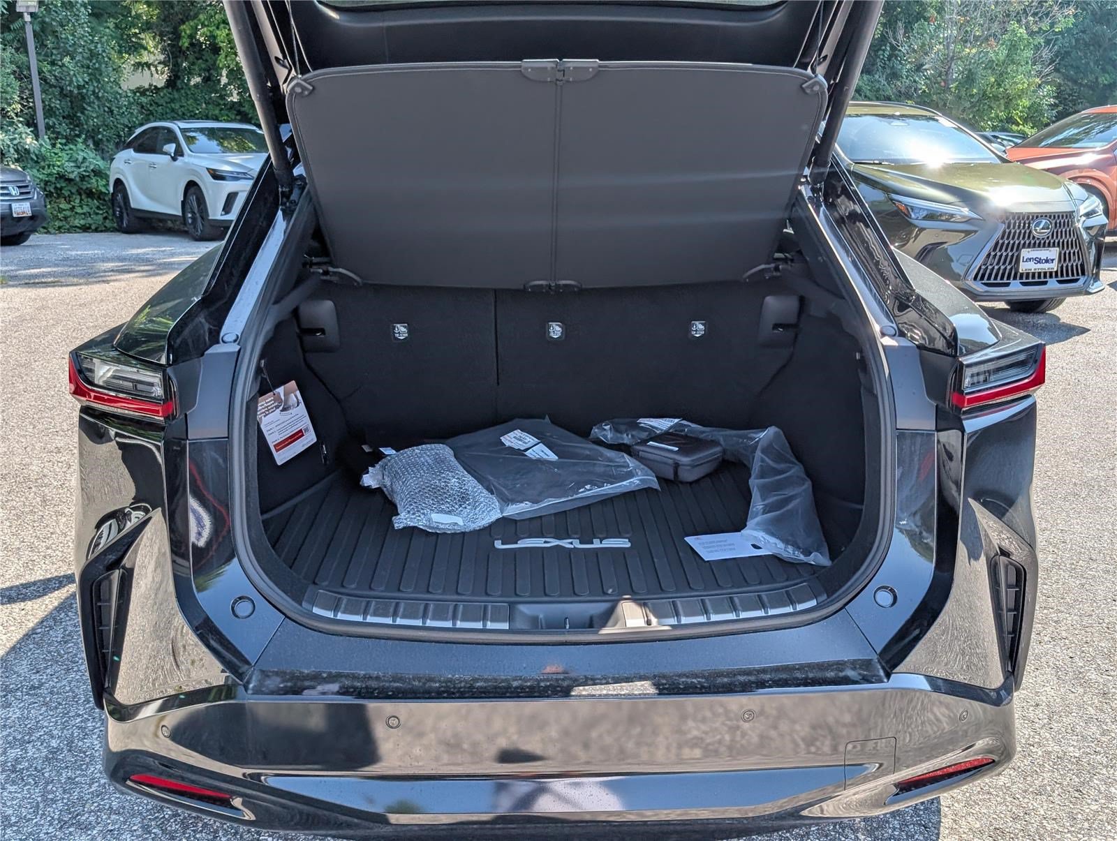 New 2026 Lexus RZ 450e AWD w/ Technology Package image 9
