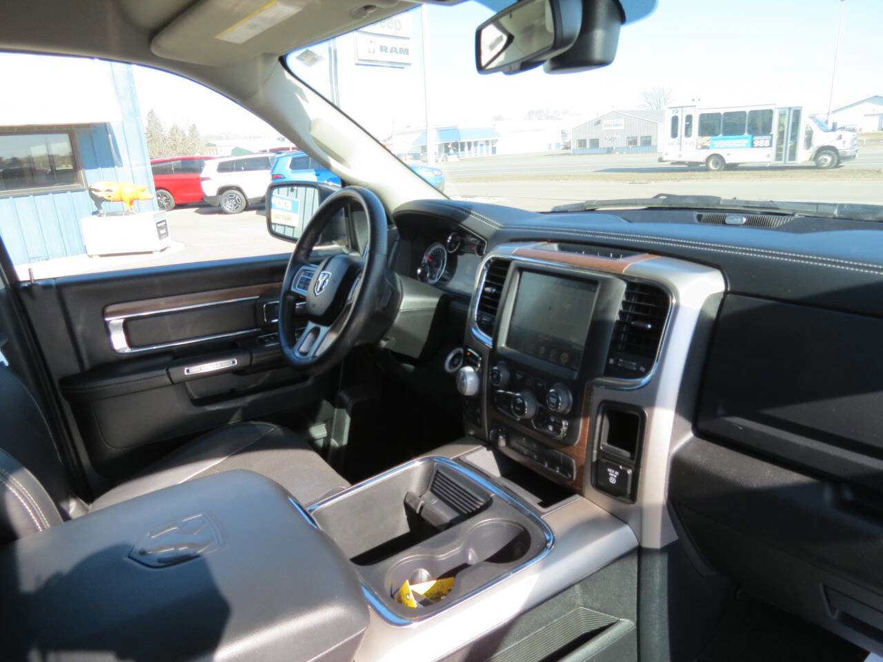 Used 2017 RAM 1500 Laramie w/ Convenience Group image 20
