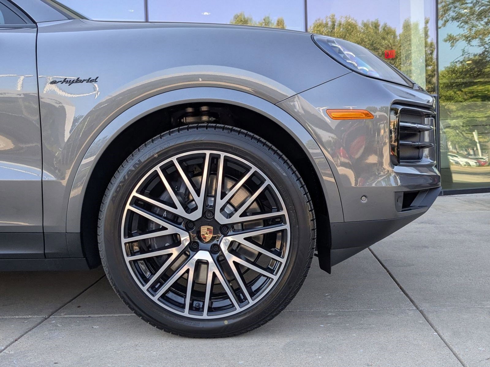 New 2026 Porsche Cayenne E-Hybrid image 11