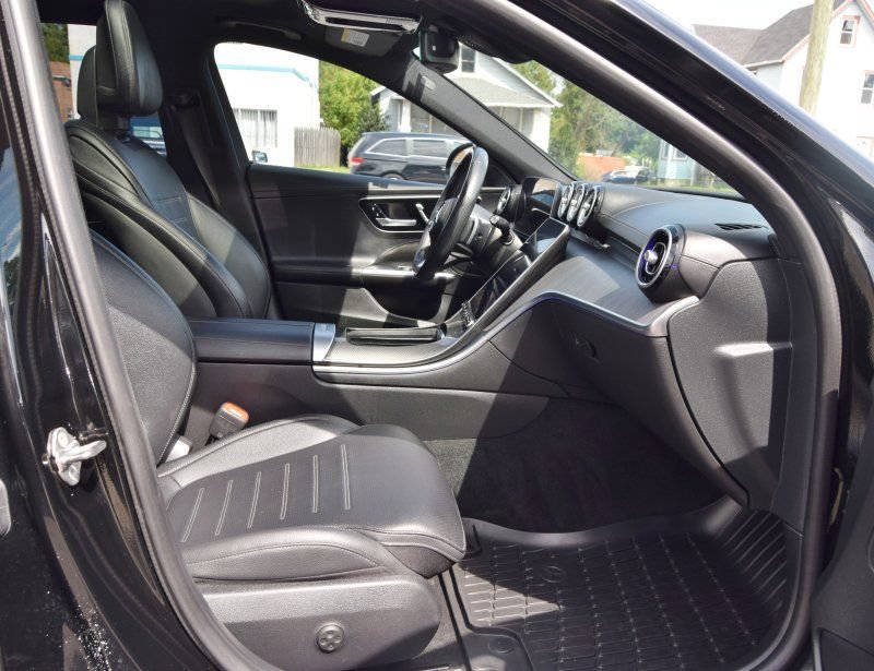 Used 2023 Mercedes-Benz C 300 4MATIC Sedan image 20