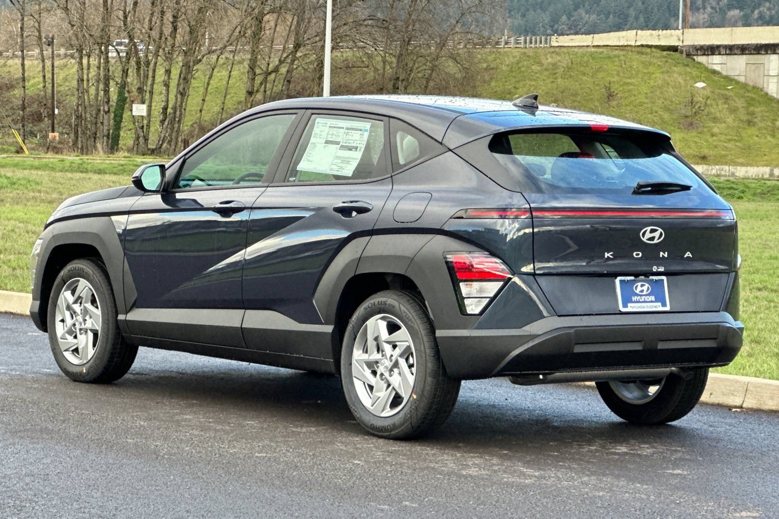 Used 2026 Hyundai Kona SE FWD image 5