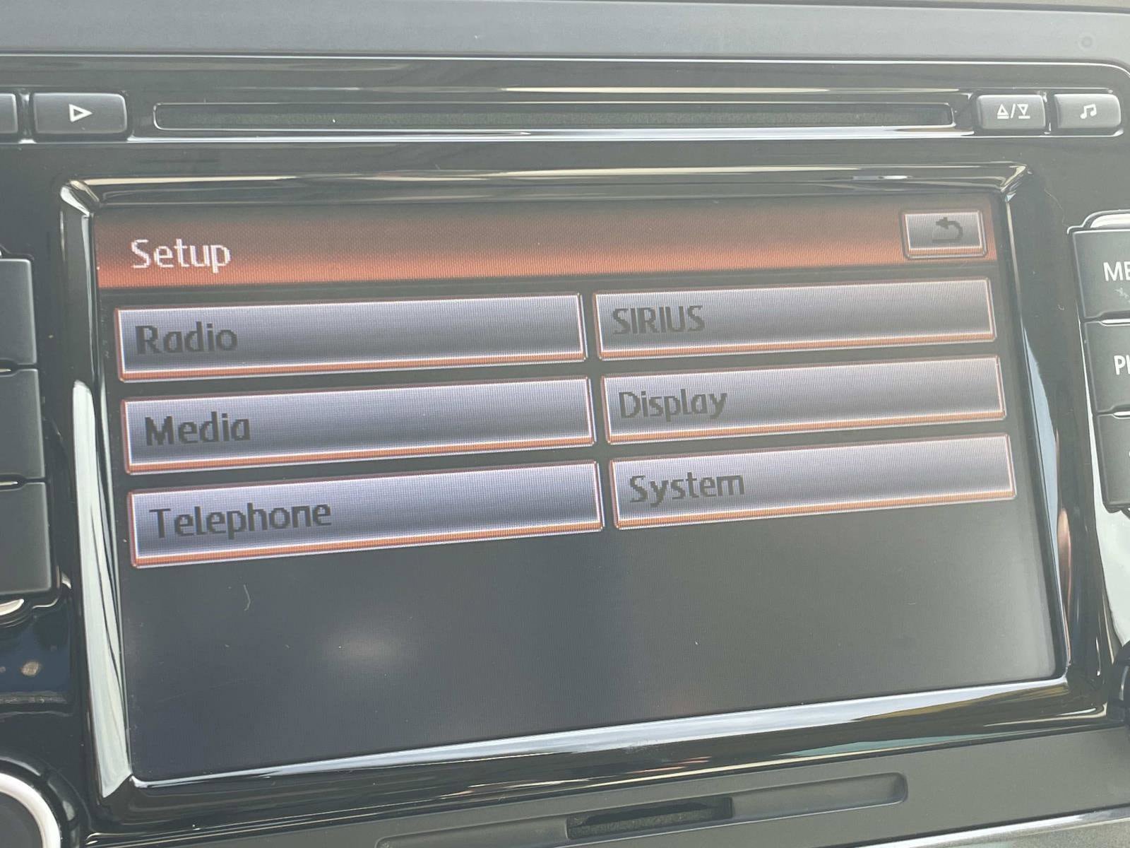 Used 2013 Volkswagen Tiguan SE FWD image 25