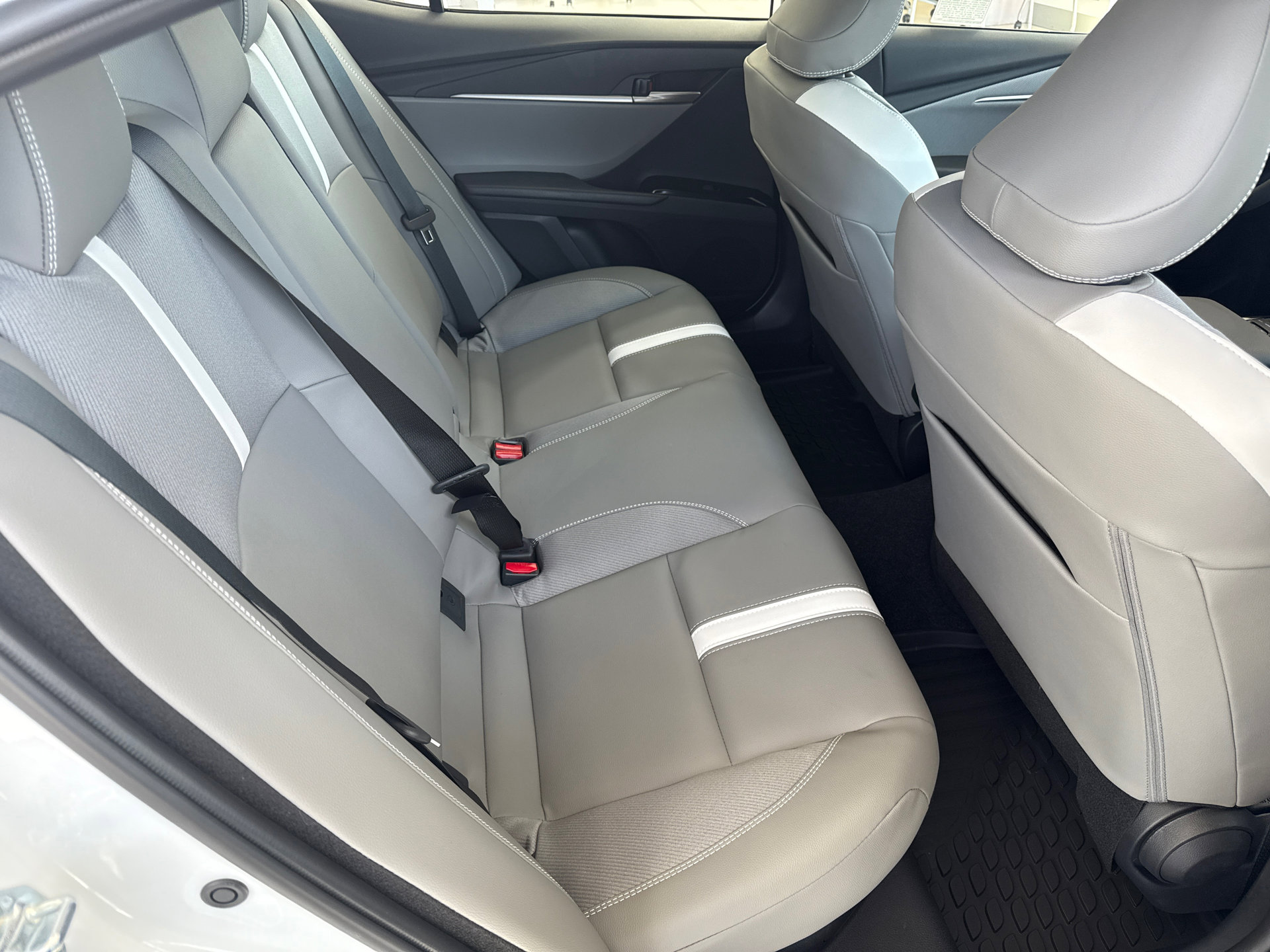 Certified 2026 Toyota Camry SE w/ Convenience Package image 14