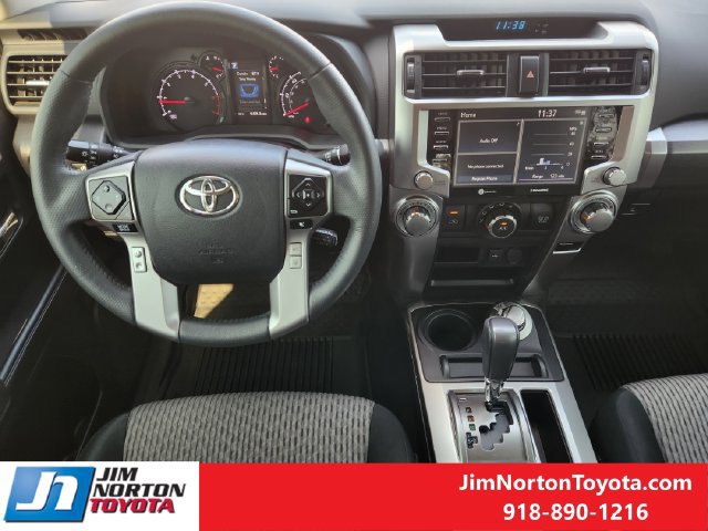 Used 2023 Toyota 4Runner SR5 AWD/4WD image 26