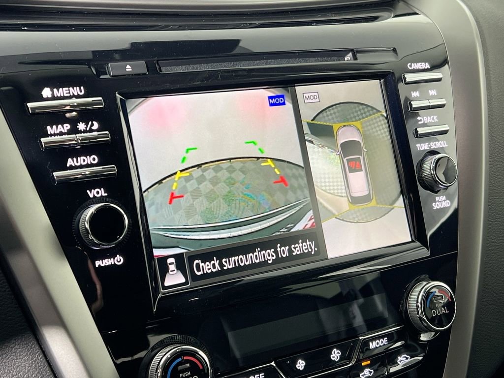 Used 2024 Nissan Murano SL image 14