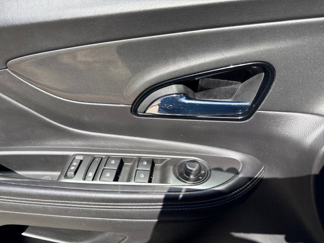 Used 2018 Buick Encore Sport Touring w/ Safety Package FWD image 18