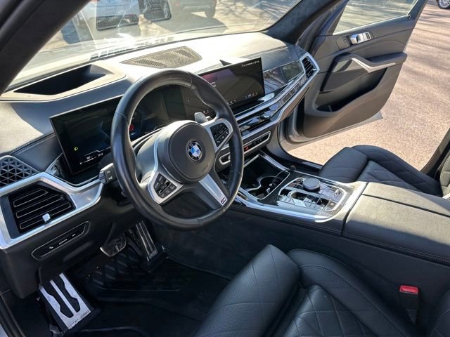 Used 2024 BMW X7 xDrive40i w/ M Sport Package image 26