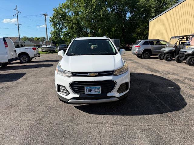 Used 2017 Chevrolet Trax LT image 2