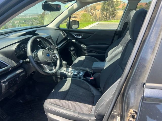 Used 2019 Subaru Forester Premium w/ All-Weather Package AWD/4WD image 10