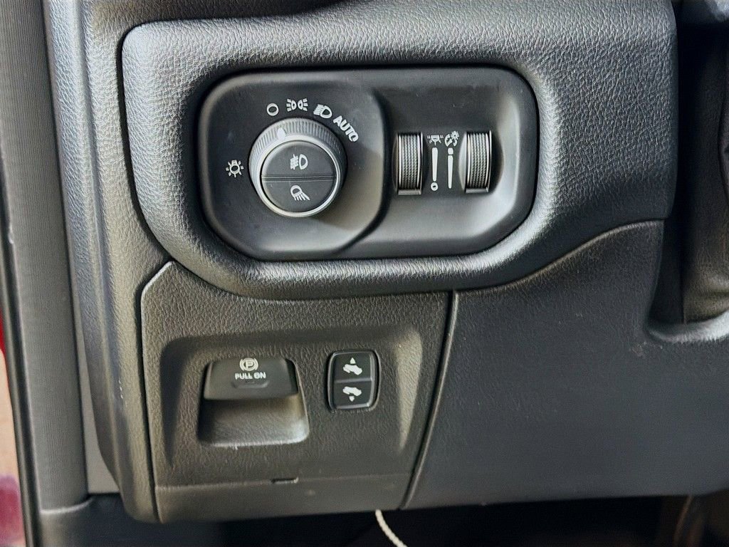 Used 2019 RAM 1500 Big Horn image 26