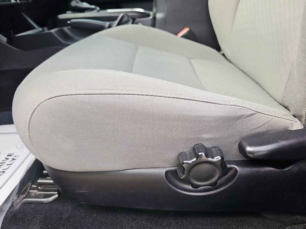 Used 2021 Toyota Tacoma SR w/ SR Convenience Package image 31