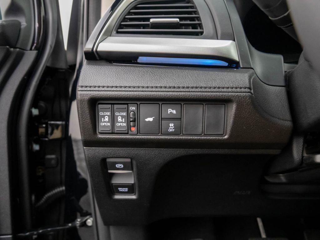 New 2026 Honda Odyssey Touring image 20