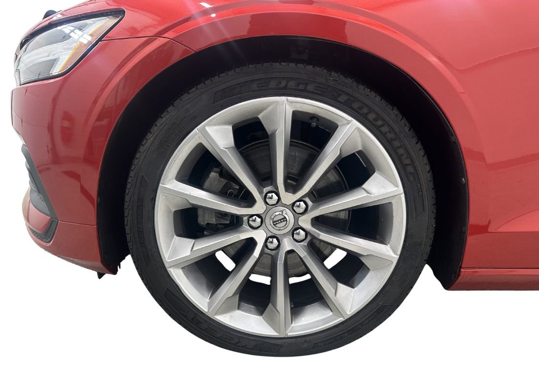Used 2019 Volvo S60 T5 Momentum w/ Premium Package FWD image 9
