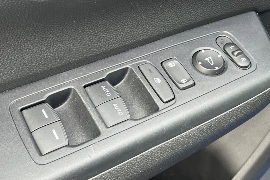 Used 2023 Honda CR-V Sport image 14