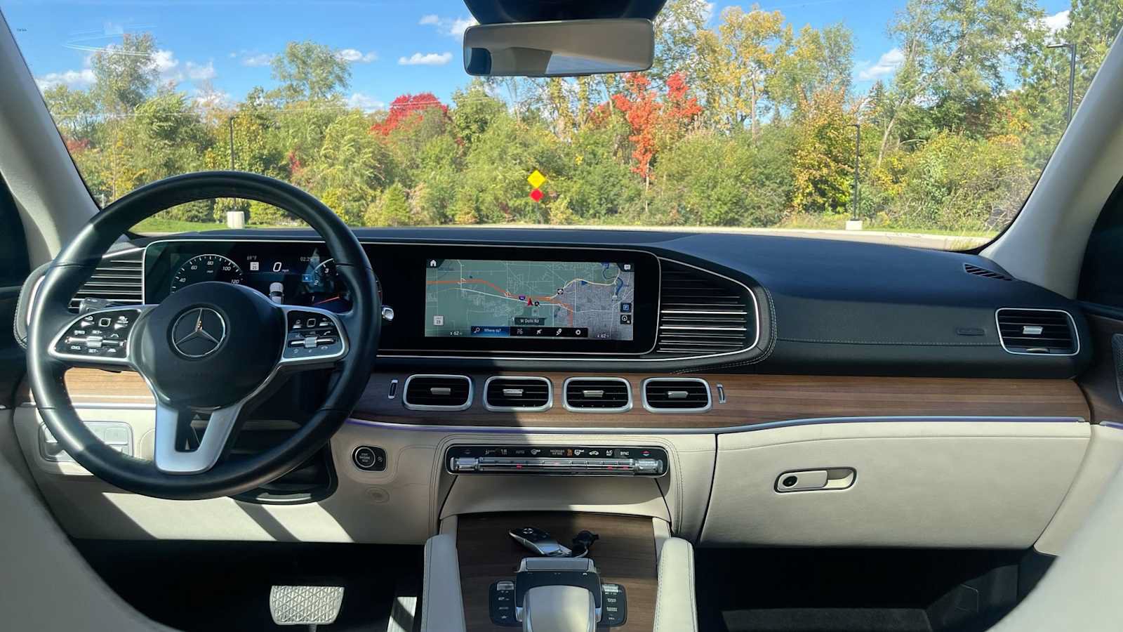 Certified 2023 Mercedes-Benz GLS 450 4MATIC image 28