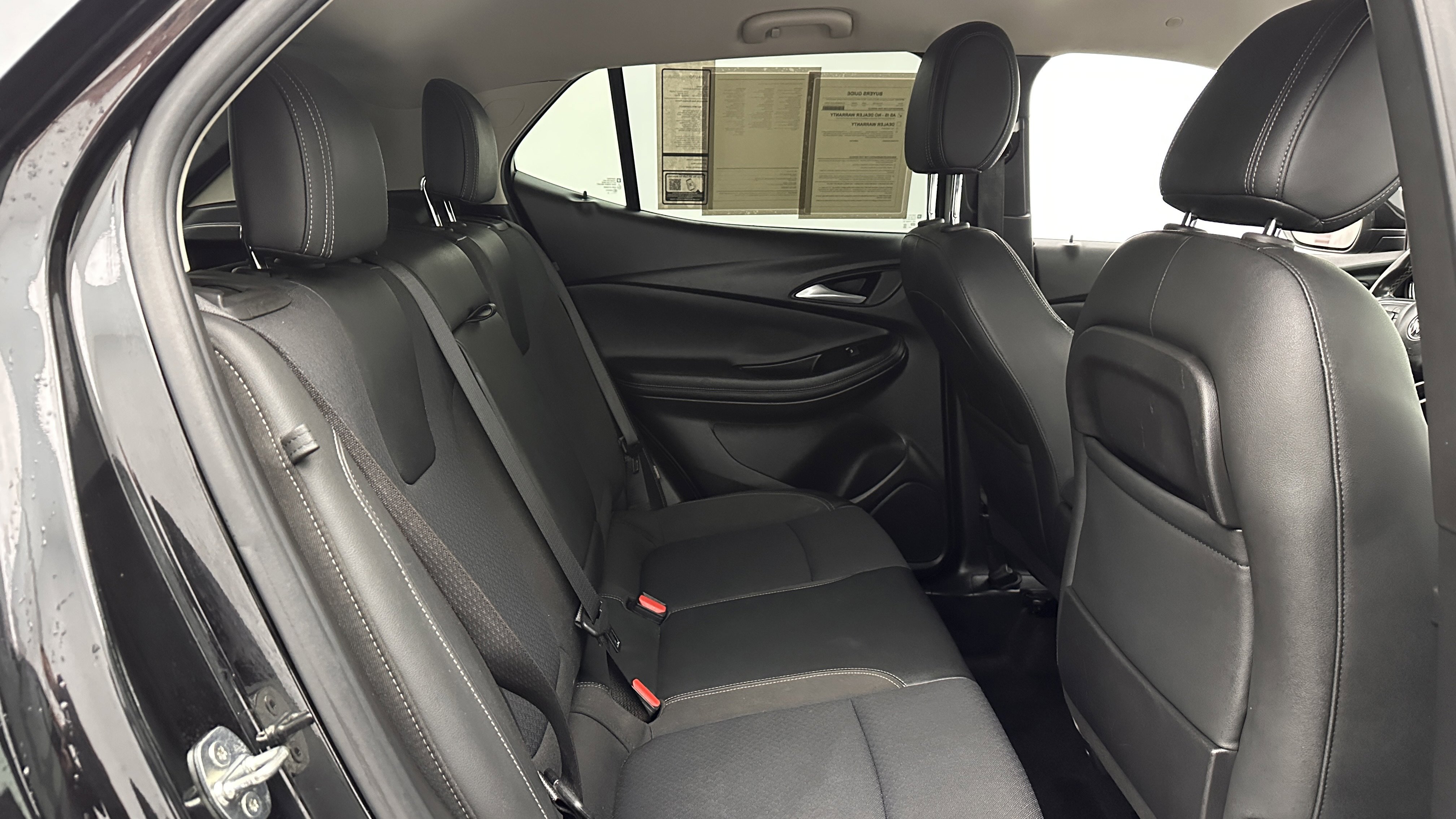 Used 2020 Buick Encore GX Select image 34