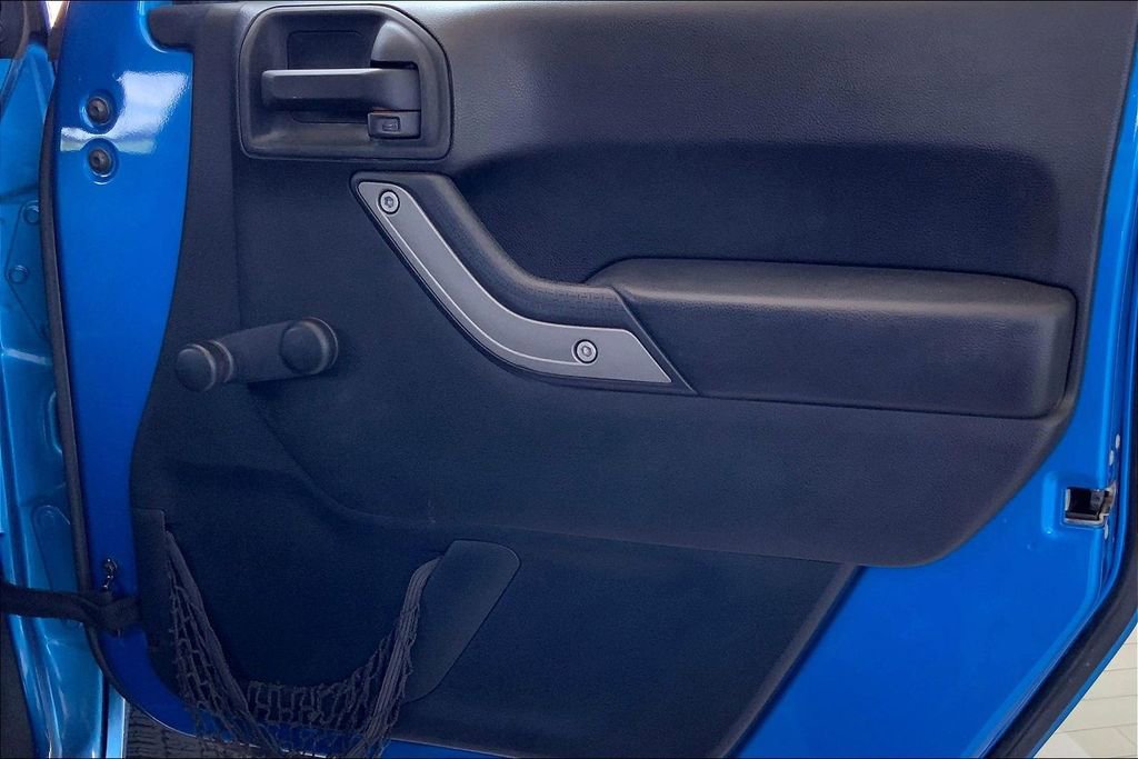 Used 2015 Jeep Wrangler Sport w/ Connectivity Group image 22