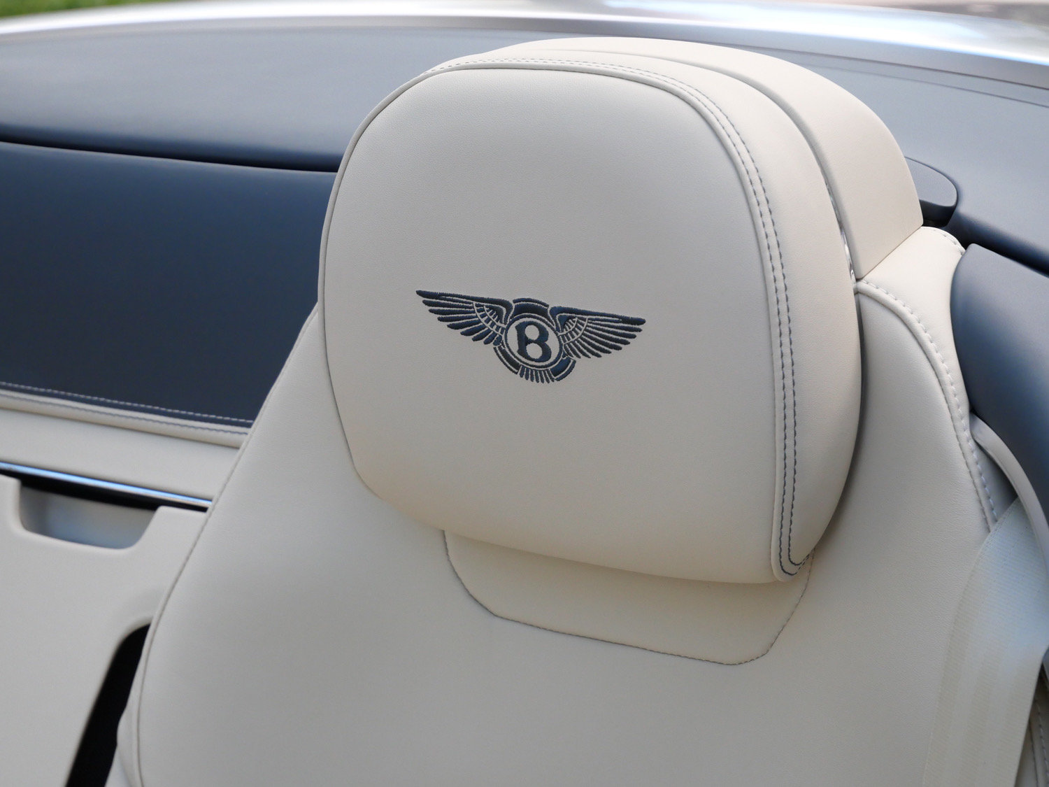 New 2026 Bentley Continental GT AWD/4WD image 18