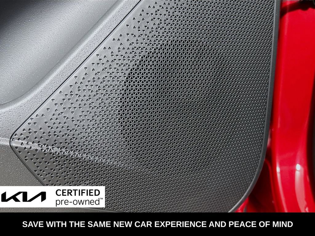Certified 2025 Kia Niro LX image 31
