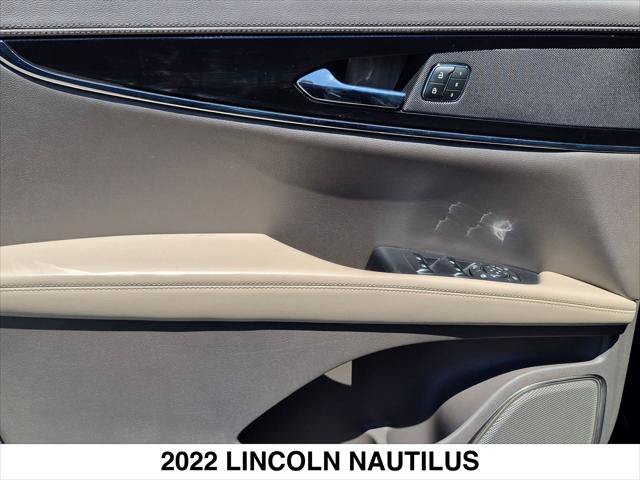 Certified 2022 Lincoln Nautilus FWD image 10