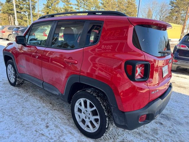 Used 2019 Jeep Renegade Latitude w/ Cold Weather Group image 5