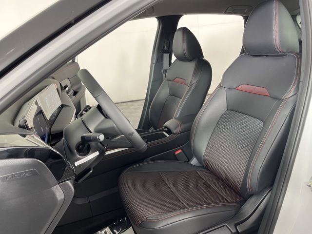 New 2026 Nissan Kicks SR image 18
