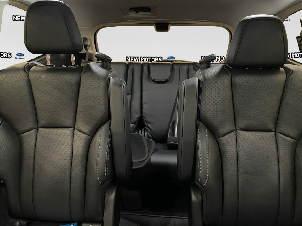Used 2024 Subaru Ascent Touring AWD/4WD image 13