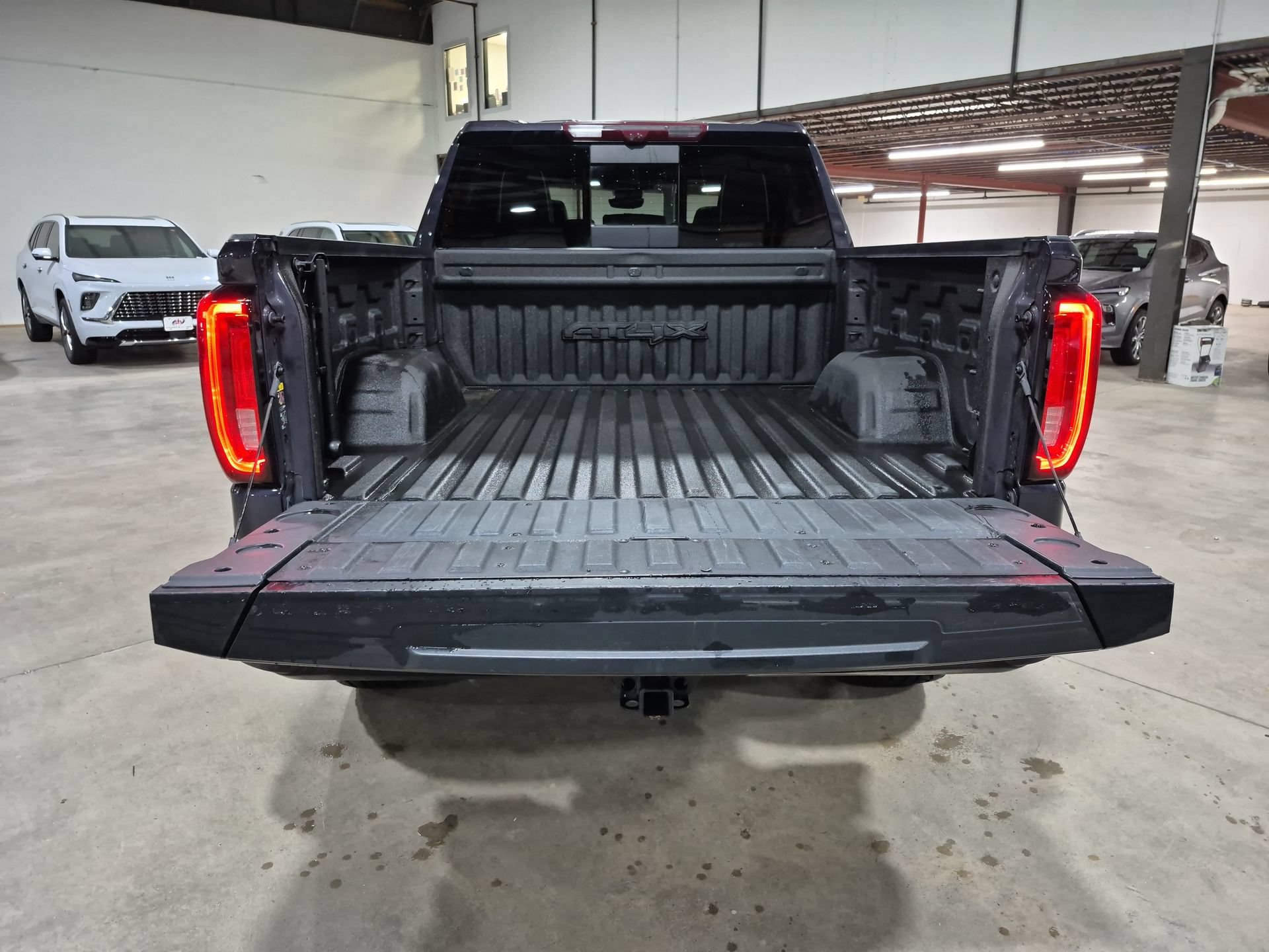 Used 2023 GMC Sierra 1500 AT4X AWD/4WD image 29
