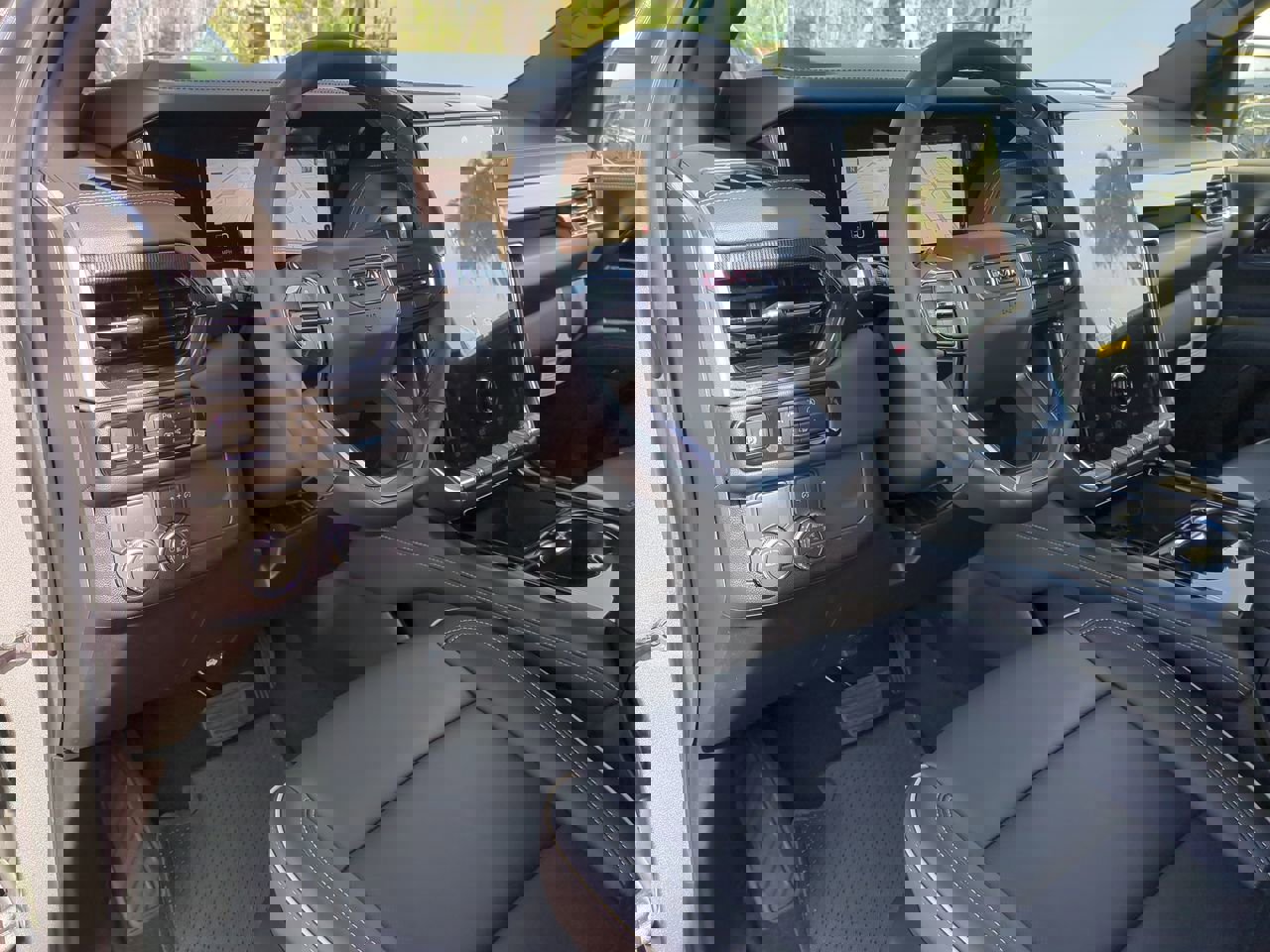 New 2026 GMC Yukon Elevation image 11