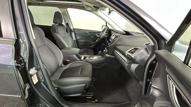 Used 2019 Subaru Forester Premium AWD/4WD image 31