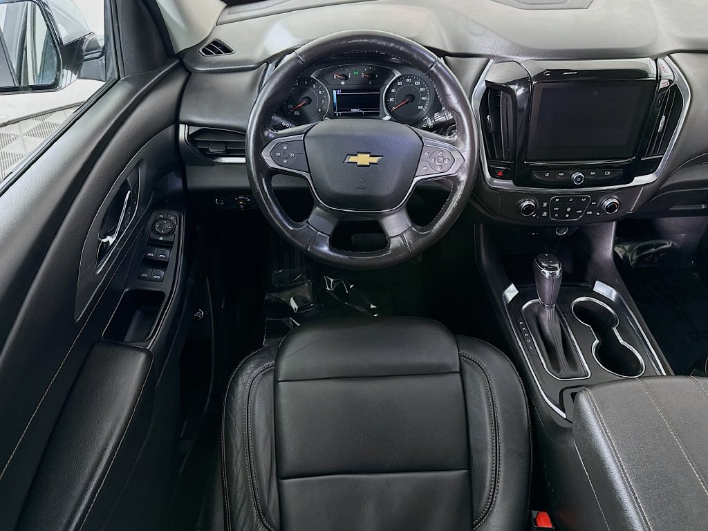 Used 2019 Chevrolet Traverse RS w/ LPO, Floor Liner Package AWD/4WD image 3