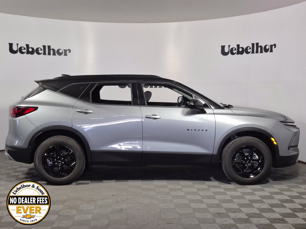 New 2026 Chevrolet Blazer LT w/ Convenience Package FWD image 8