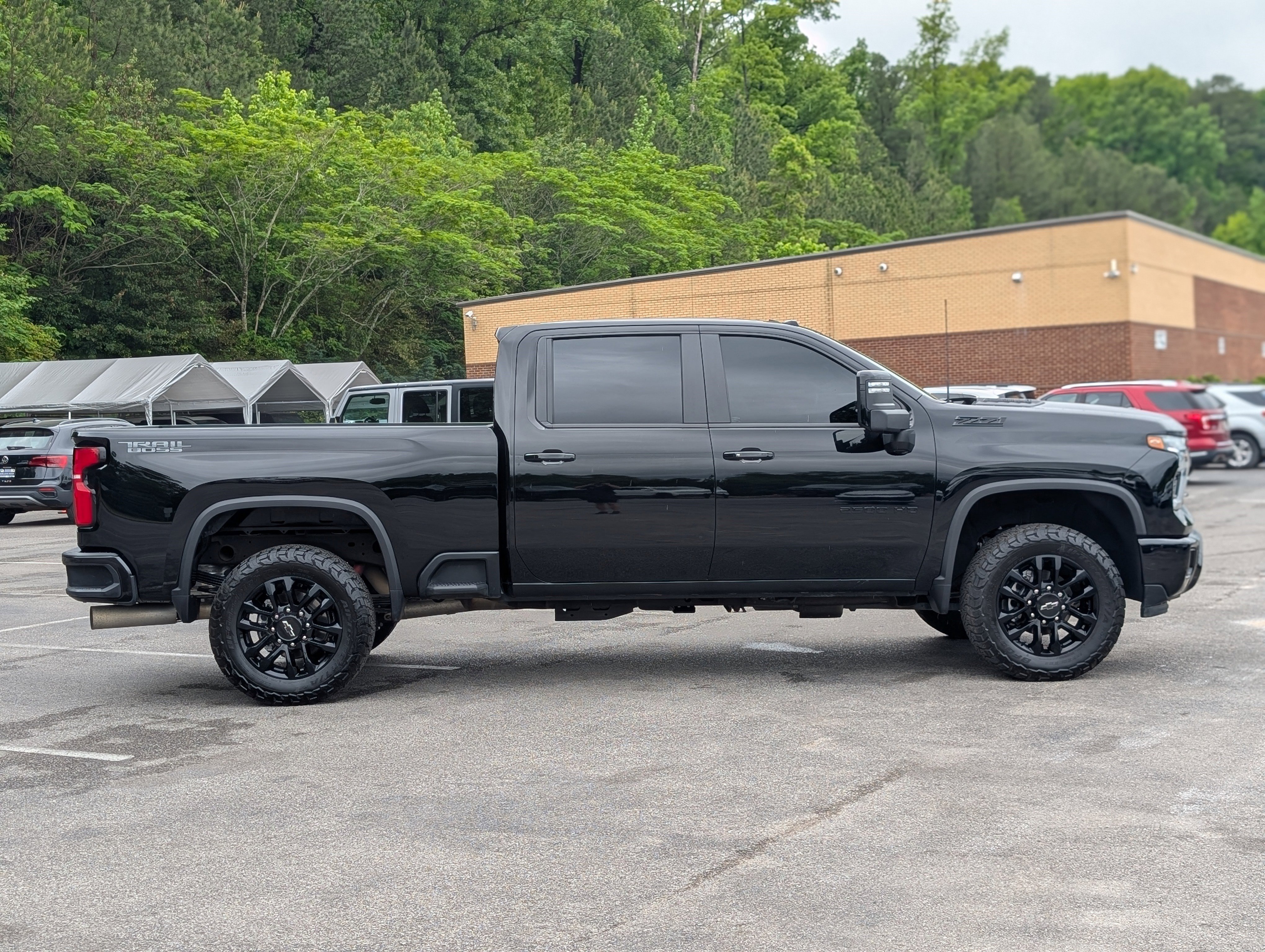 Used 2025 Chevrolet Silverado 2500 LT w/ Trail Boss Package AWD/4WD image 10