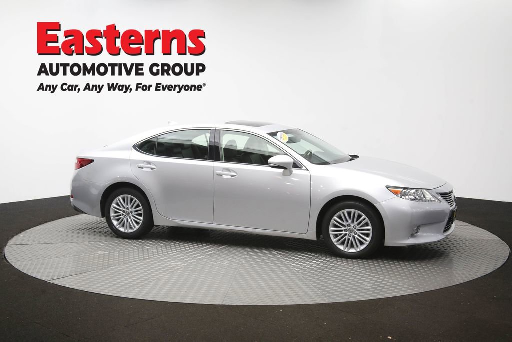 Used 2015 Lexus ES 350 w/ Luxury Package FWD image 50