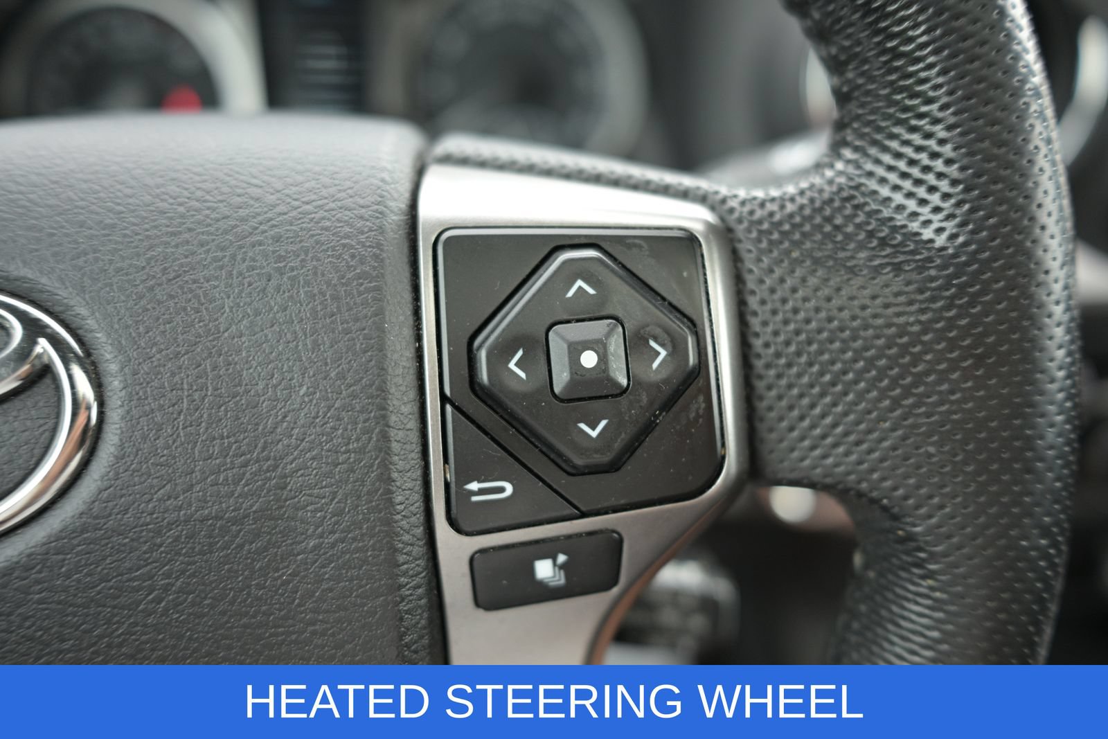Used 2022 Toyota Tacoma Limited AWD/4WD image 19
