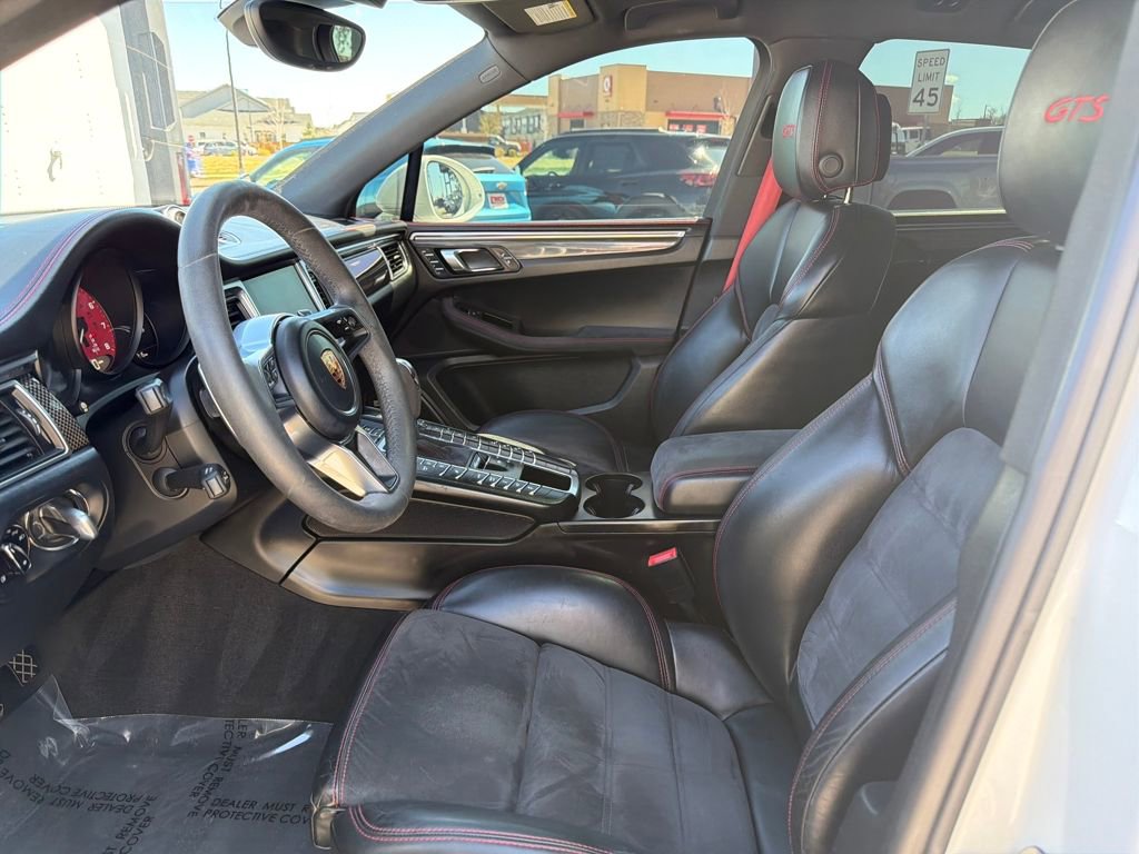 Used 2018 Porsche Macan GTS image 9
