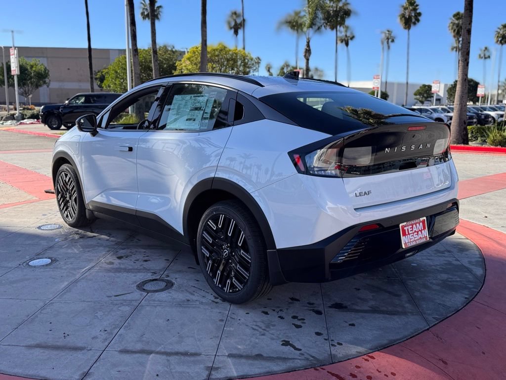 New 2026 Nissan Leaf Platinum+ w/ Cargo Package (Platinum+) FWD image 5