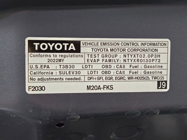 Used 2022 Toyota Corolla Cross XLE w/ Convenience Package AWD/4WD image 28