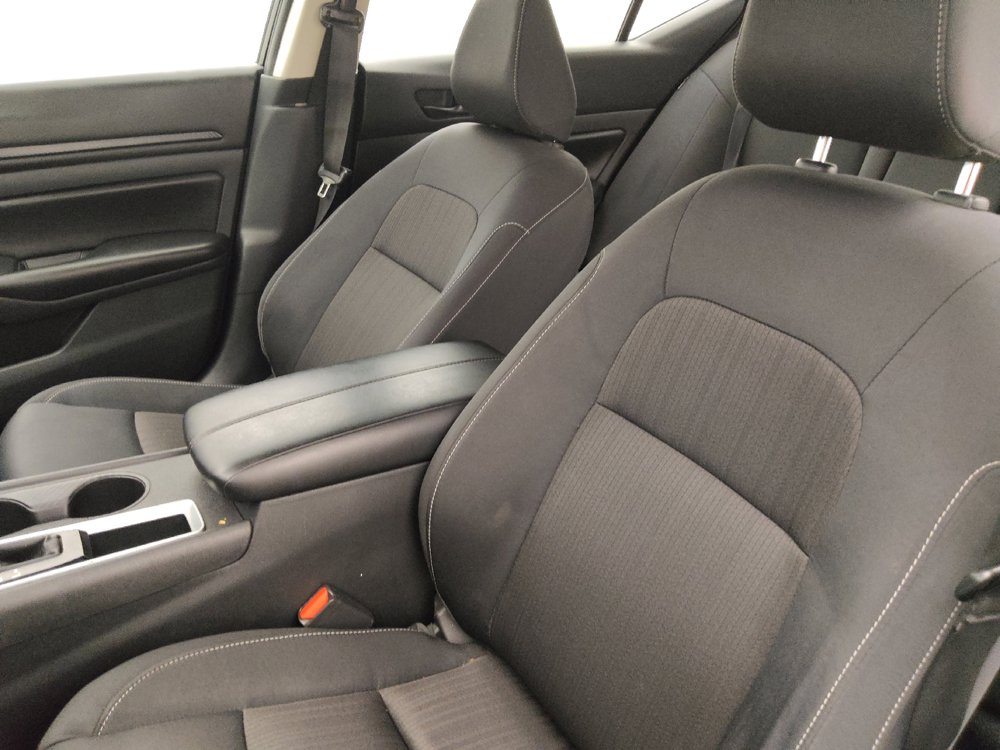 Used 2024 Nissan Altima 2.5 S FWD image 17