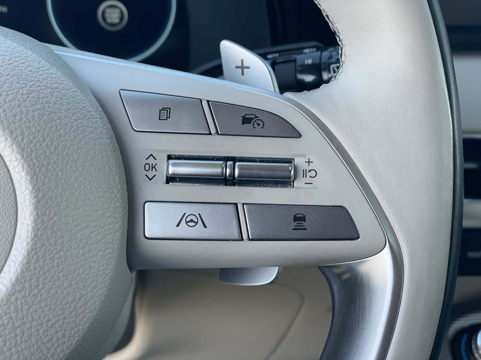 Used 2023 Hyundai Palisade Calligraphy image 9