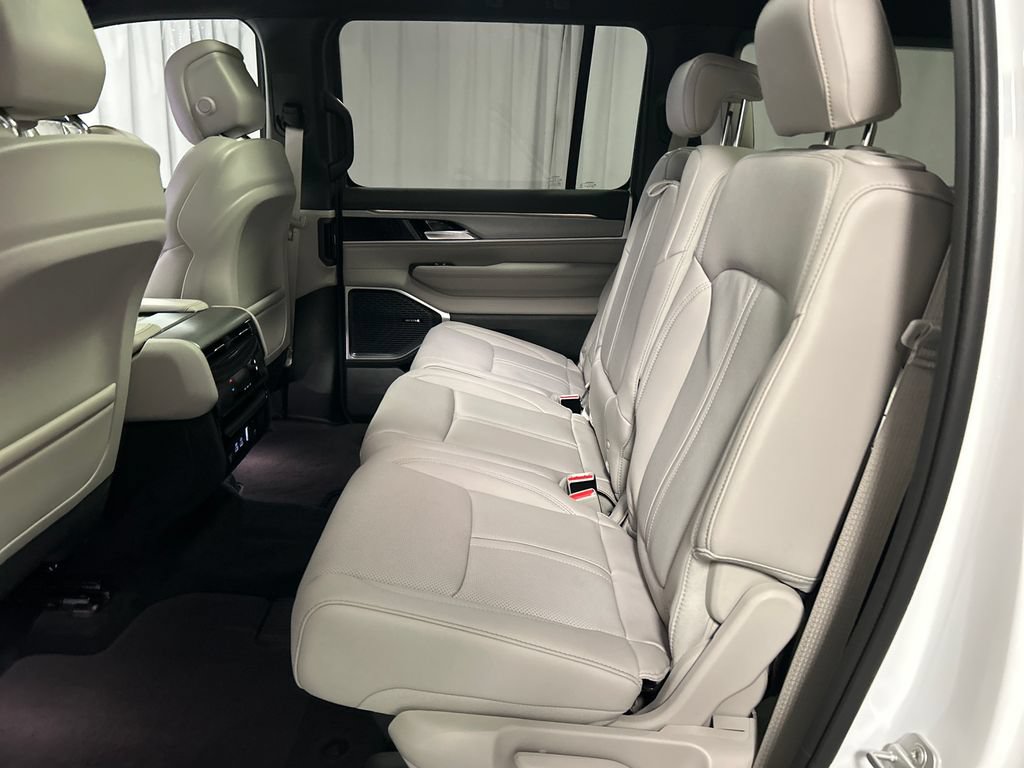 New 2026 Jeep Grand Wagoneer L 4WD image 22