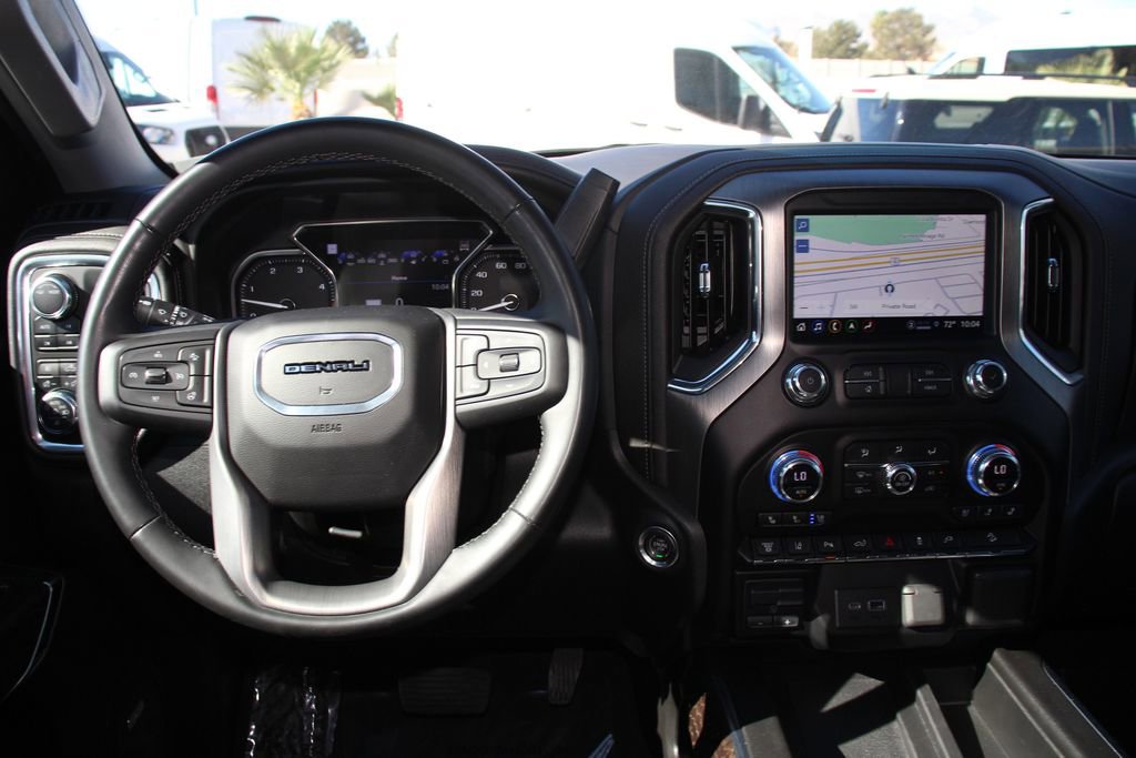 Used 2023 GMC Sierra 2500 Denali image 17