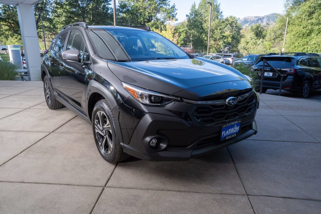 Certified 2025 Subaru Crosstrek 2.5i Premium AWD/4WD image 2