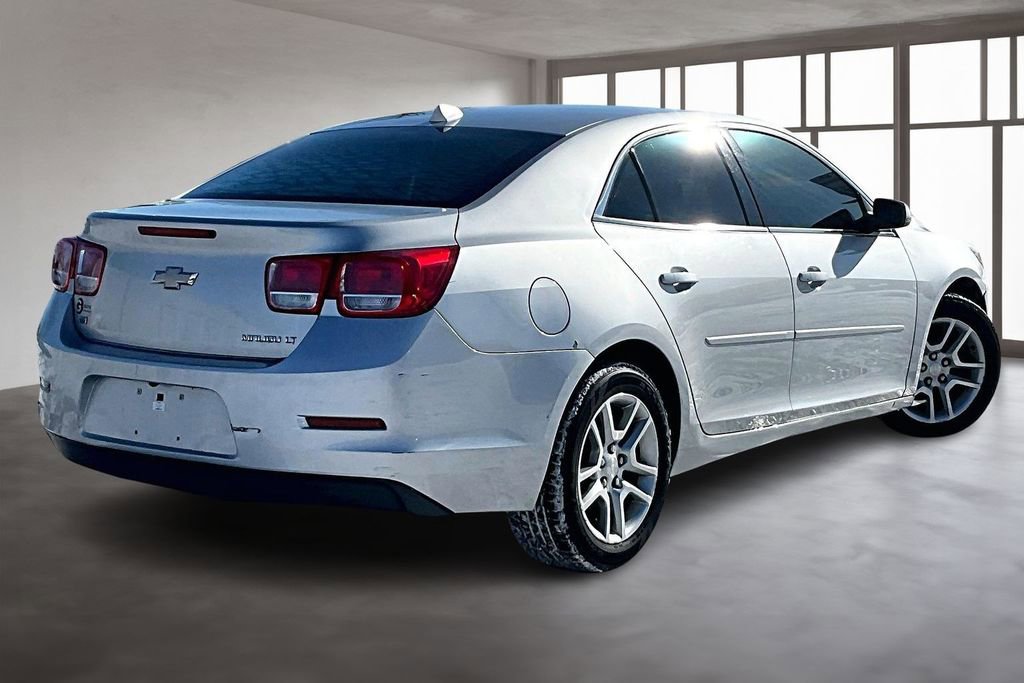 Used 2014 Chevrolet Malibu LT w/ Power Convenience Package image 3