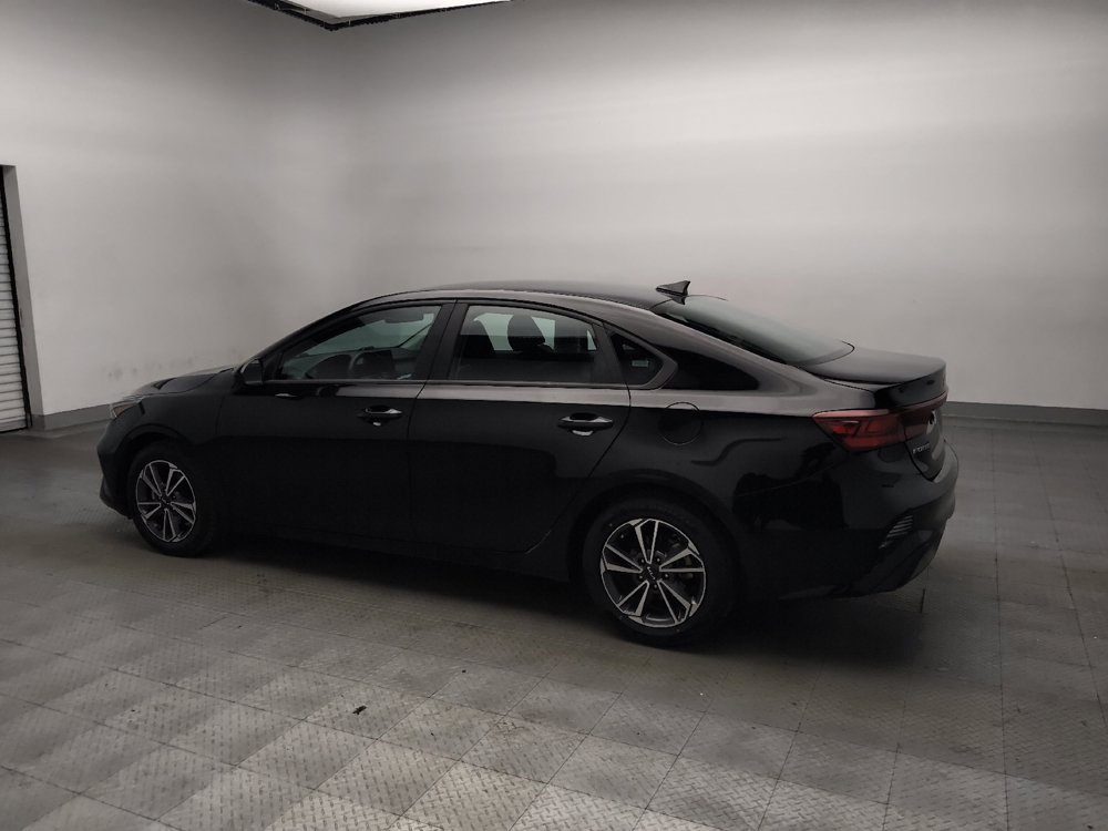 Used 2023 Kia Forte LXS FWD image 3