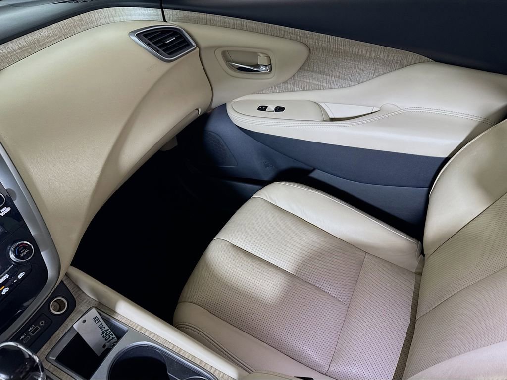 Used 2024 Nissan Murano SL image 23