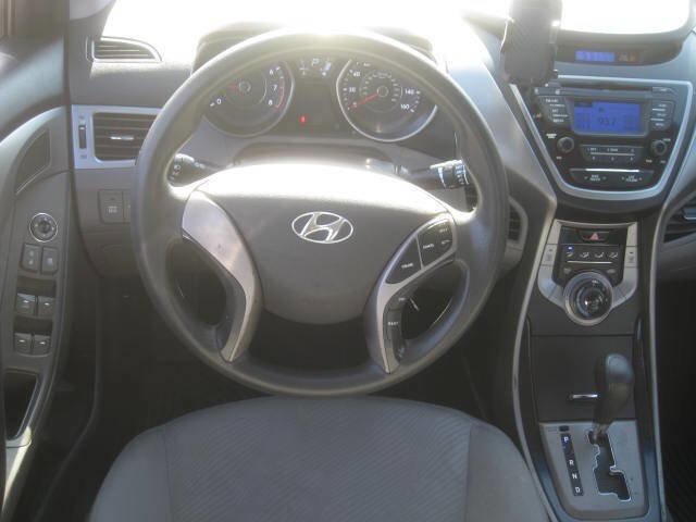 Used 2013 Hyundai Elantra GLS image 11