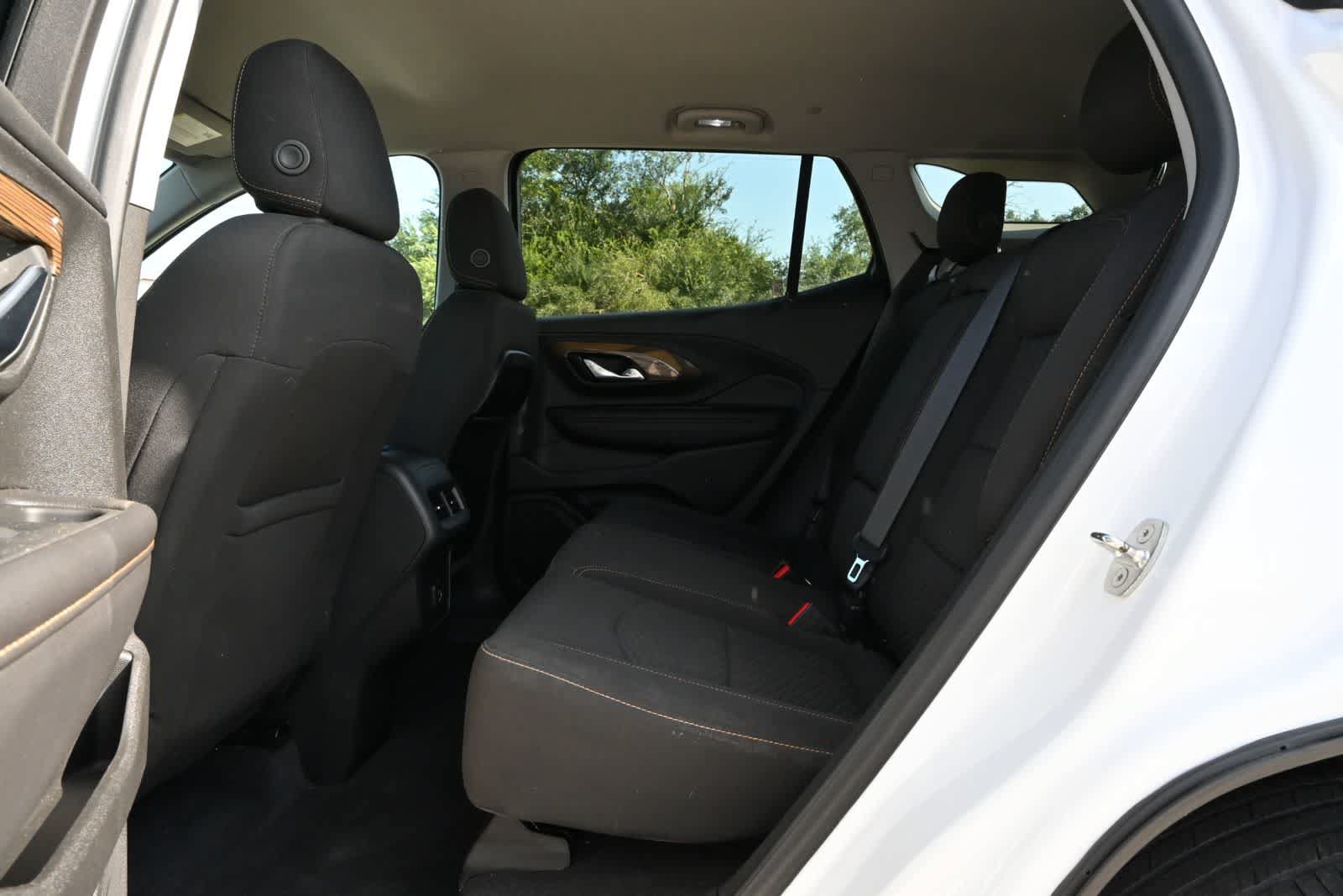 Used 2020 GMC Terrain SLE w/ Driver Convenience Package FWD image 18
