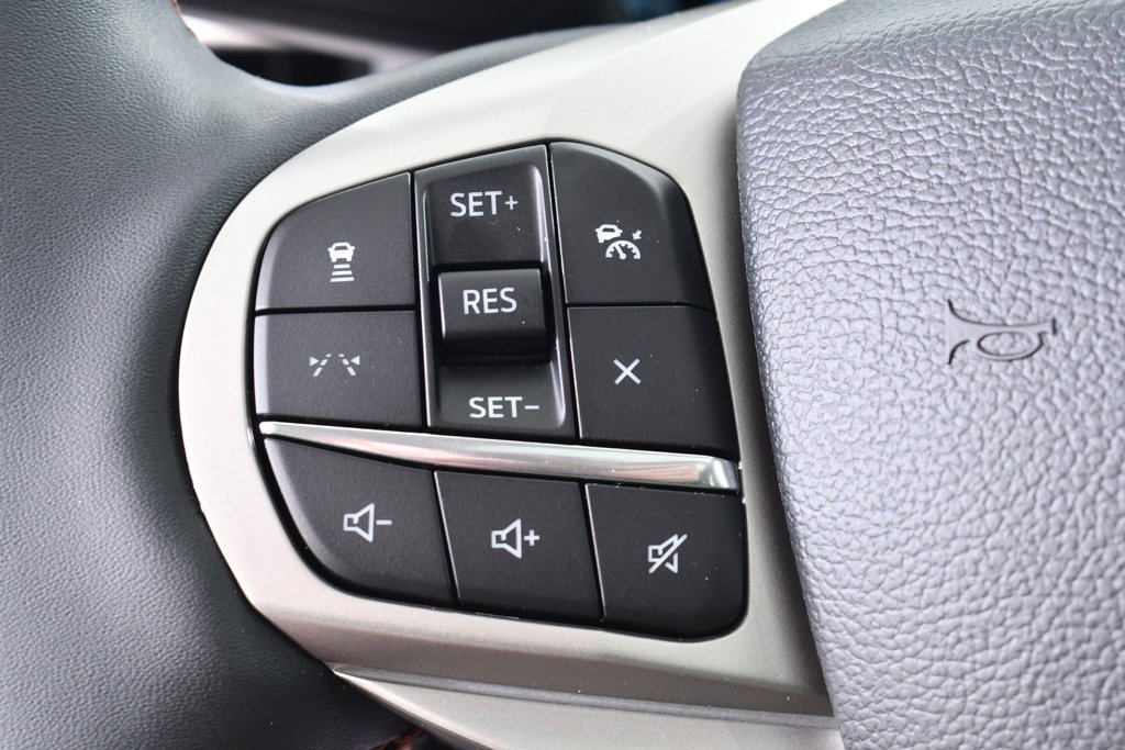 New 2025 Ford Explorer Active w/ Active Comfort Package image 33